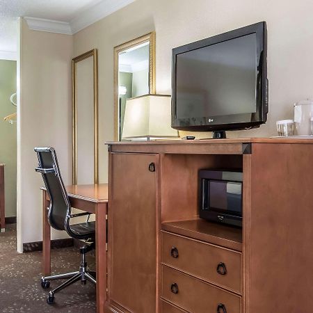 Clarion Inn מורגן סיטי מראה חיצוני תמונה