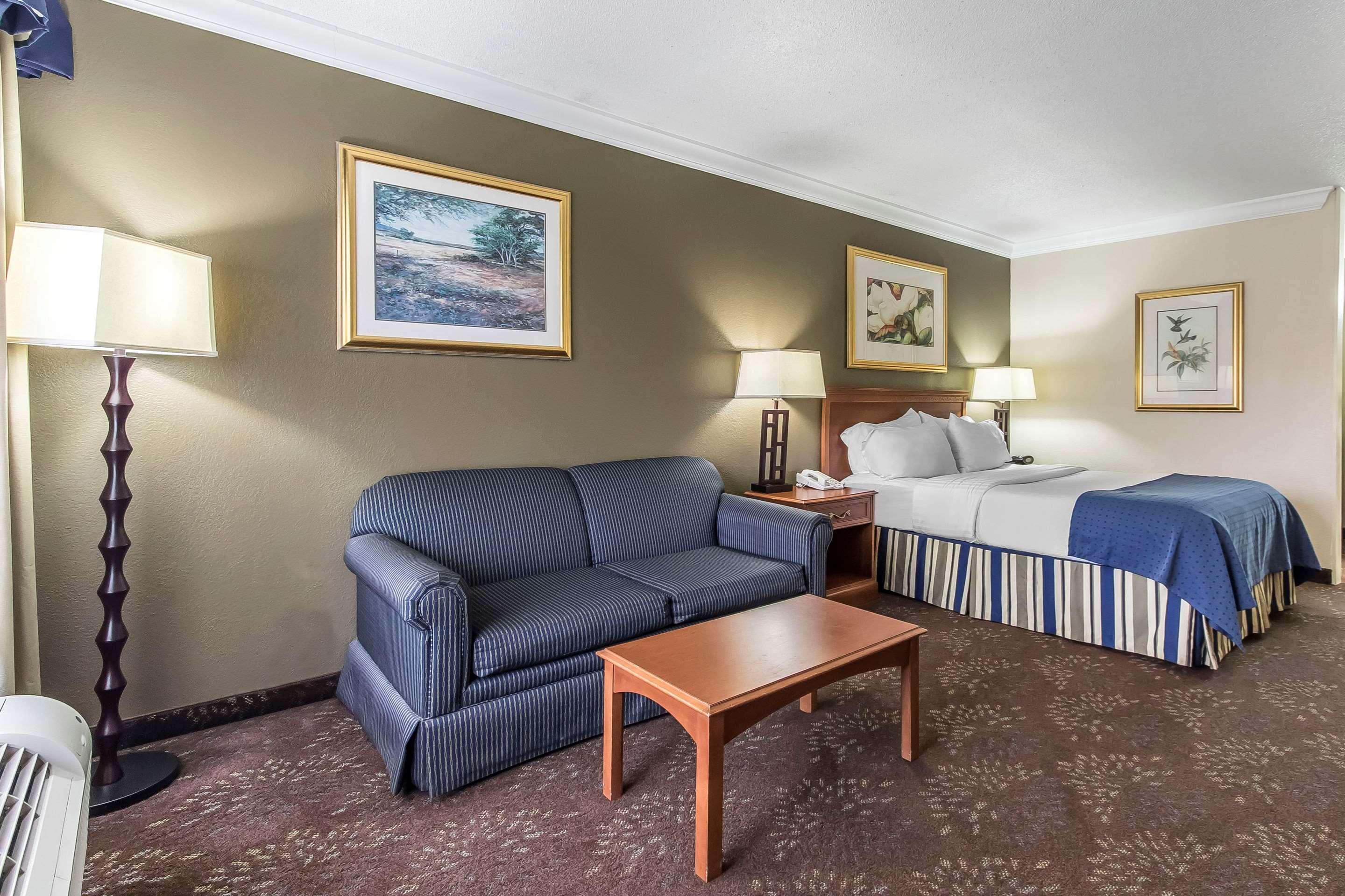 Clarion Inn מורגן סיטי מראה חיצוני תמונה
