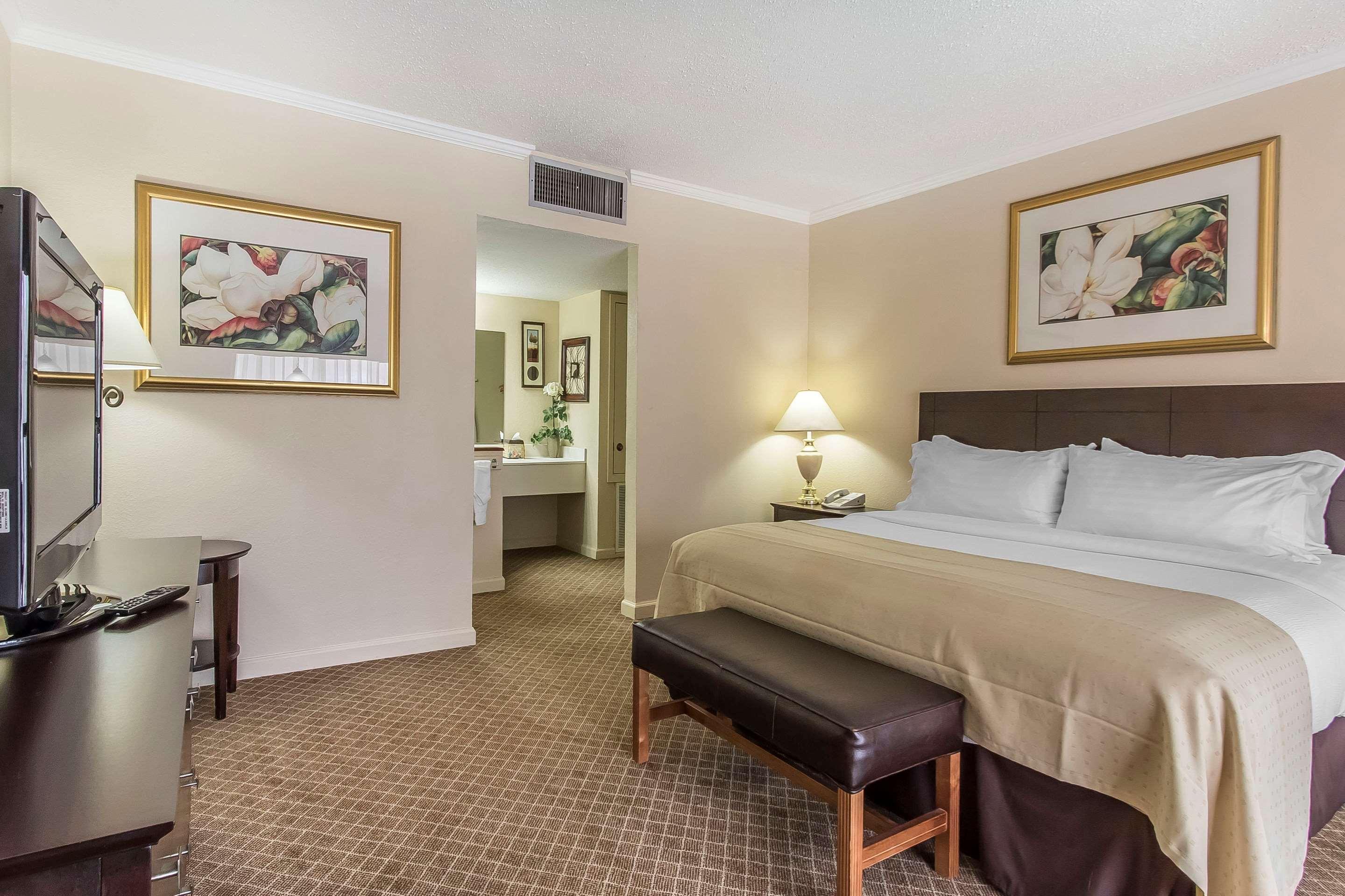 Clarion Inn מורגן סיטי מראה חיצוני תמונה