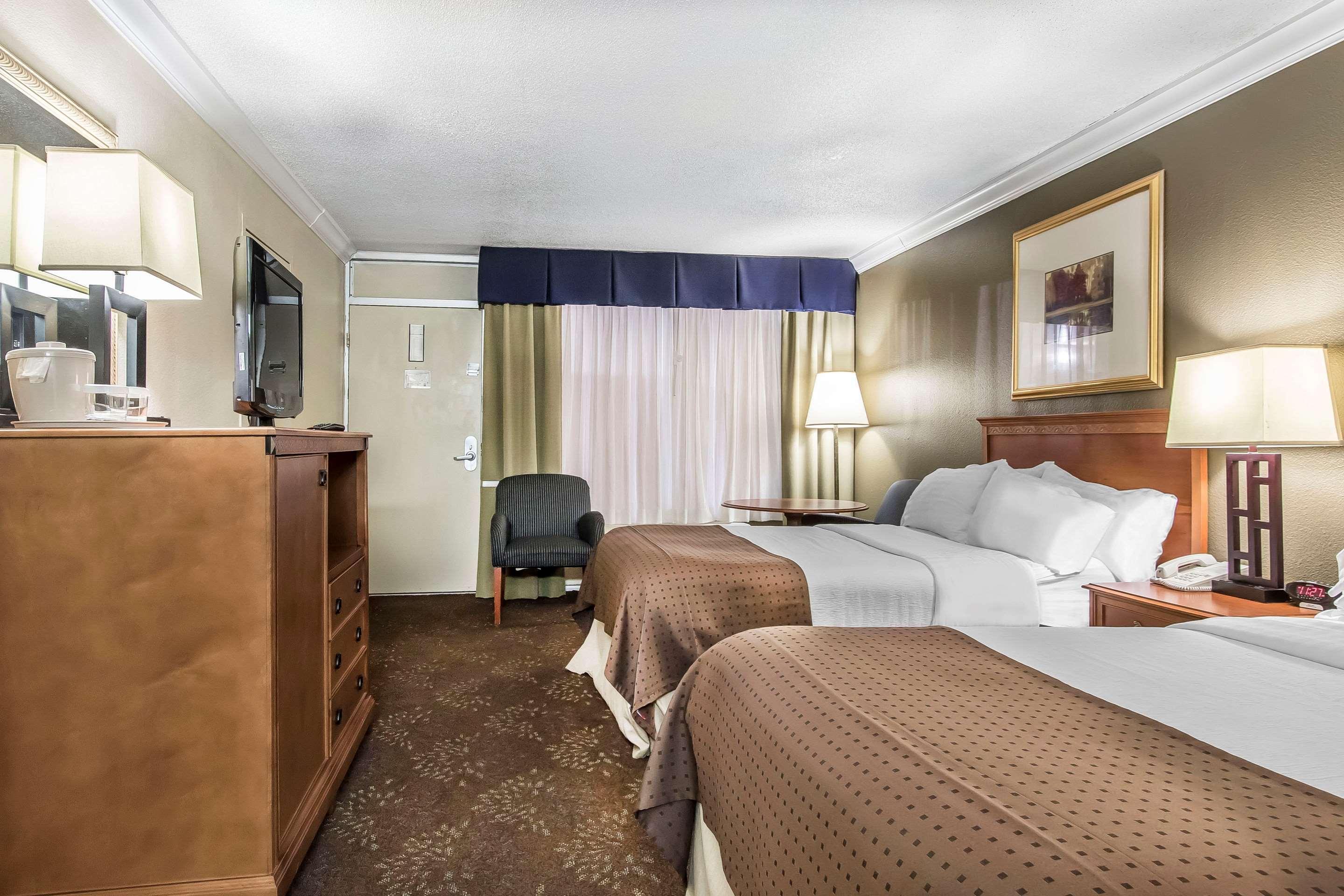 Clarion Inn מורגן סיטי מראה חיצוני תמונה