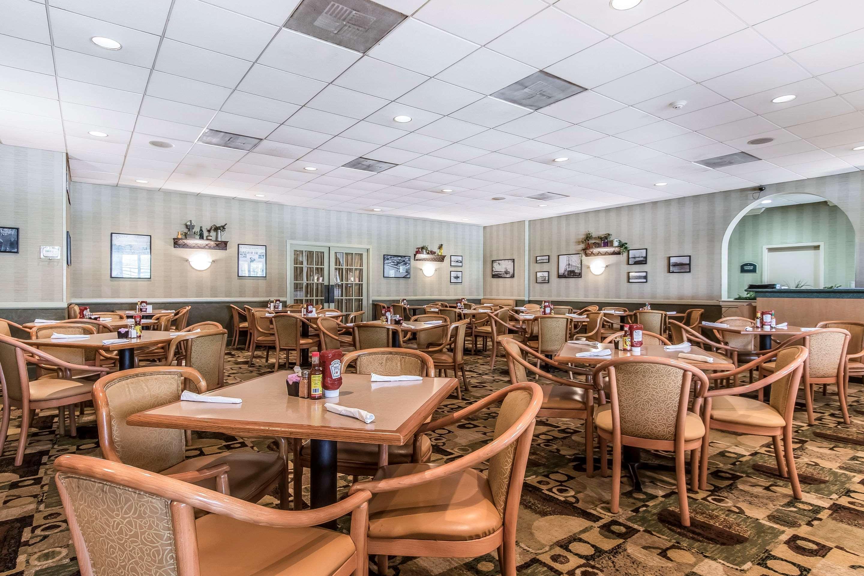 Clarion Inn מורגן סיטי מראה חיצוני תמונה